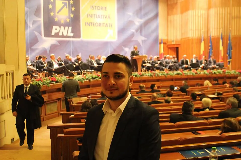 Un tânăr liberal din Prahova, mesaj de susținere pentru Ludovic Orban: Nu vom adera la mesajele lansate de anumiți "membri liberali” care vor cu orice preț să pună mâna pe partid