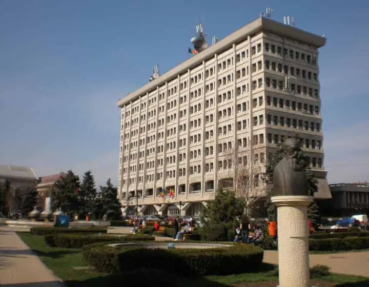 Primăria Ploiești, la limita supraviețurii. Se amână cu o lună blocajele