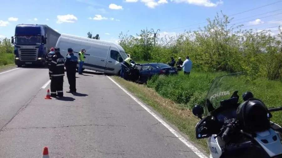 Accident pe DN1B, în zona Albești-Paleologu. O persoană a fost transportată la spital