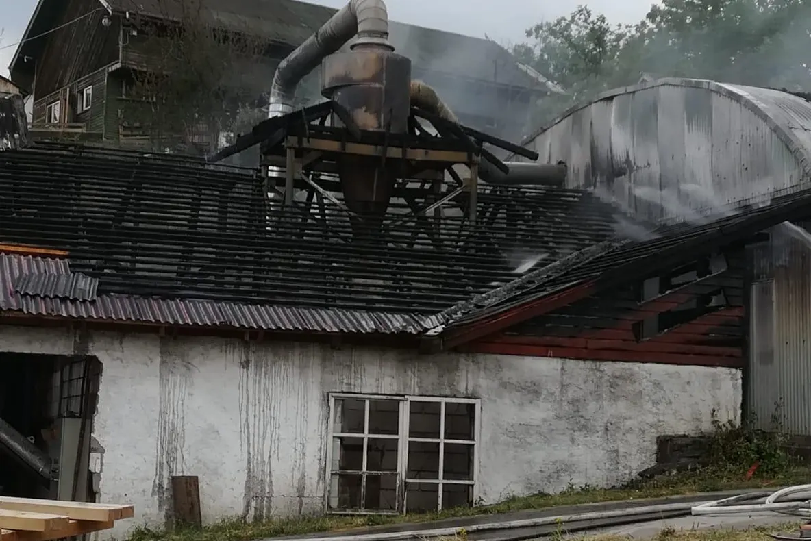 Incendiu în Florești! Descoperire macabră a pompierilor în podul locuinței