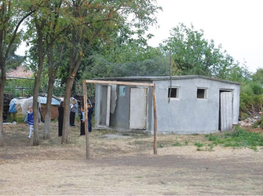 Incredibil, dar adevărat!Nouă unități de învățământ din Prahova, fără autorizație sanitară, iar 41 au grupuri sanitare în curte