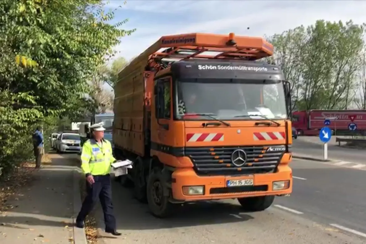 VIDEO| 22 de sancțiuni contravenționale aplicate în Prahova, în cadrul acțiunii TRUCK &amp; BUS