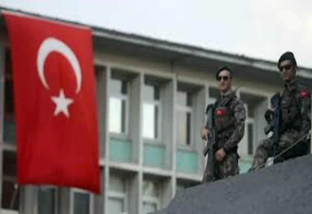 TURCIA - Procurorii turci au ordonat marţi arestarea a 228 de persoane suspectate de legături cu reţeaua Gulen