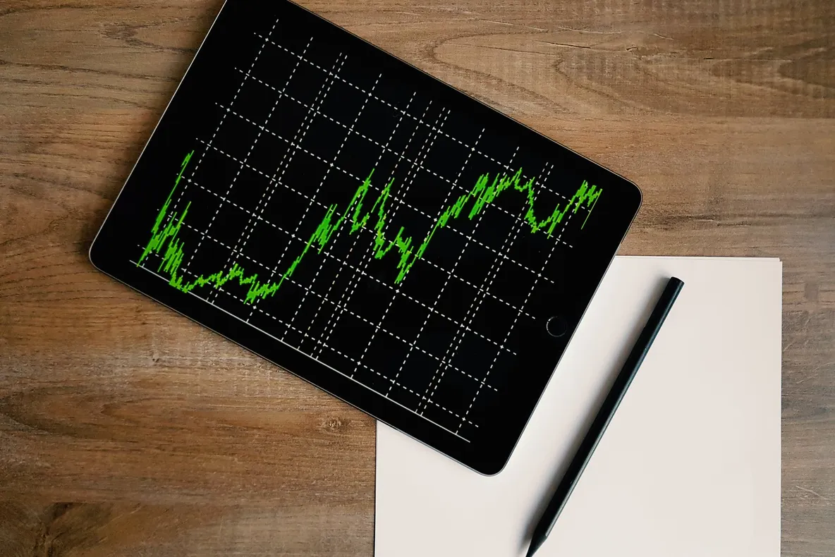 STUDIU TERMENE.RO: 23.29% dintre hotelurile și restaurantele din Prahova solicită certificatul pentru situații de urgență. 15.01% aplică la programul IMM Invest (P)
