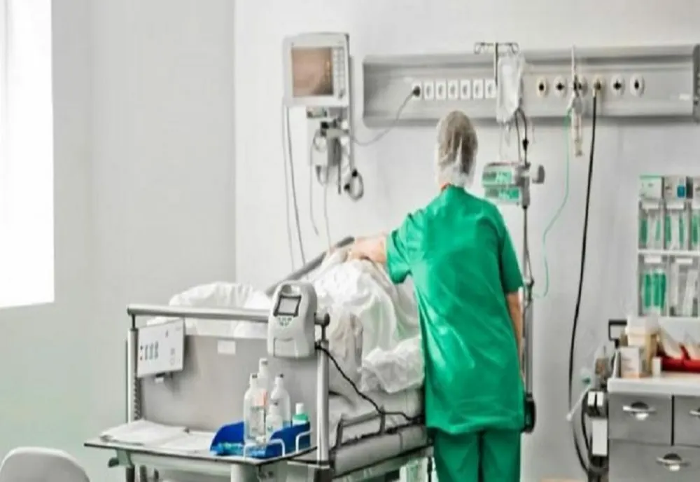 Crește numărul de cazuri Covid-19 din România. Arafat: Sper să nu se ajungă la carantină 