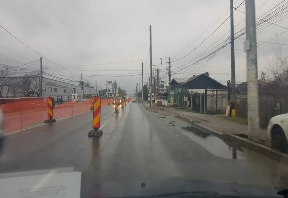Trafic restricționat la ieșirea din Ploiești spre București. Începe amenajarea sensului giratoriu de la Tătărani