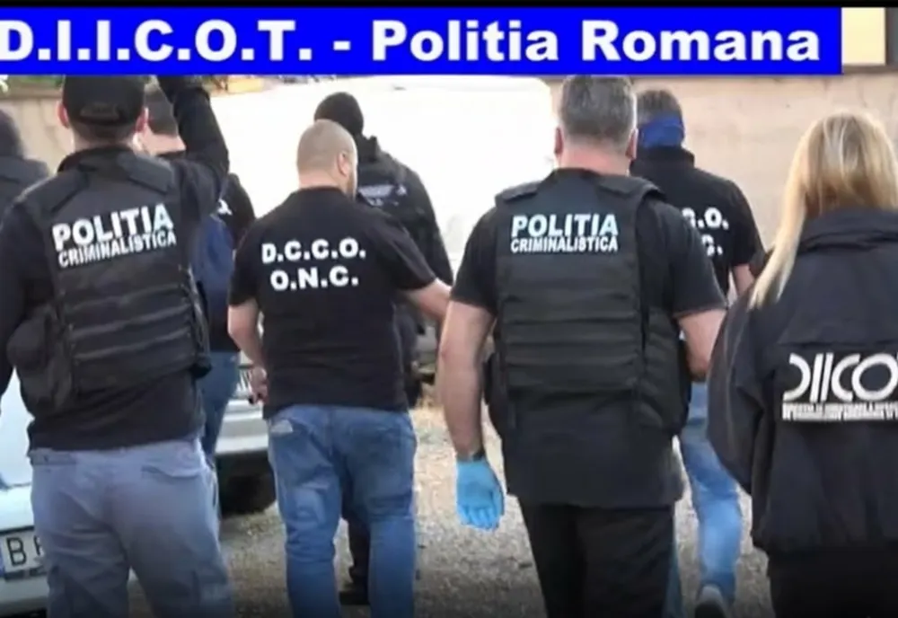 Percheiții la traficanții de droguri din Prahova