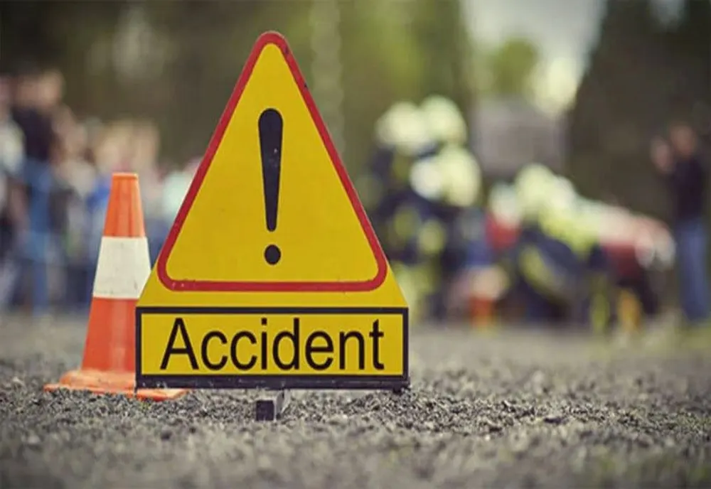 Accident pe DN1B, la Bucov. O autoutilitară a intrat într-un șanț 