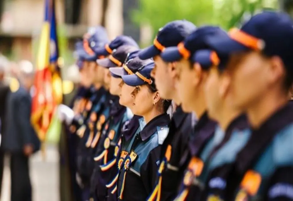 Acuzații la Școala de Agenți de Poliție Câmpina. „Îi țin închiși, au frisoane și se simt rău, dar nu îi lasă acasă!”