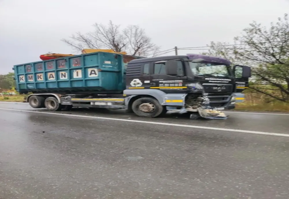 Accident grav pe DN 72. O persoană a murit în urma coliziunii dintre un TIR și un autoturism