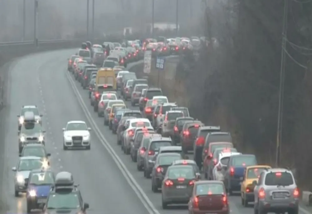 Aglomerație pe Valea Prahovei. Rute ocolitoare pentru șoferi