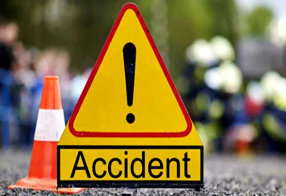 Accident pe DN1B, în Prahova. Pieton lovit de mașină în timp ce traversa strada