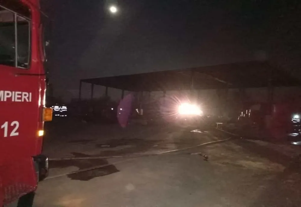 Garda de Mediu Prahova, verificări după incendiul de la depozitul de deşeuri periculoase și nepericuloase