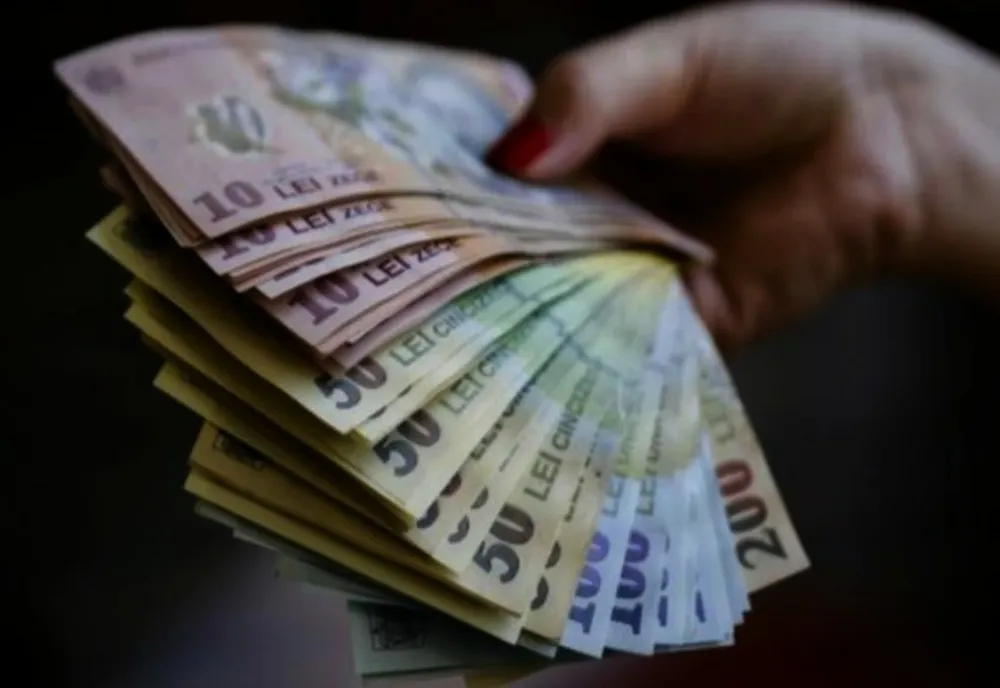 Peste 1 miliard de euro pentru formarea și calificarea tinerilor și șomerilor. Cine poate primi finanțare