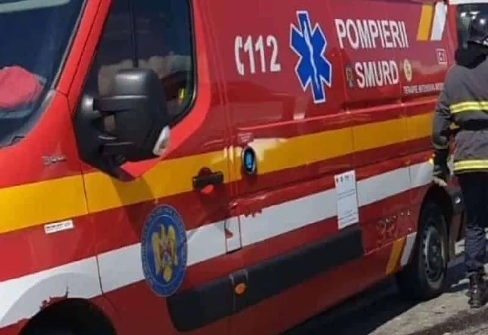 Accident pe centura de vest a Ploieştiului. O persoană a rămas încarcerată