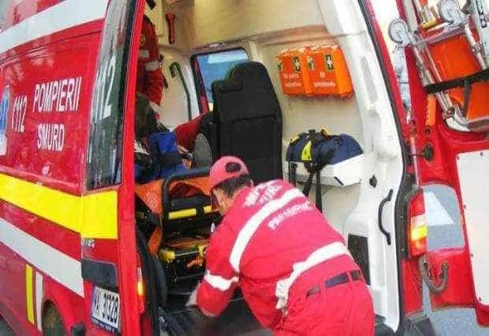 ACCIDENT GRAV ÎN PRAHOVA: UN TÂNĂR DE 25 DE ANI A MURIT, PATRU PERSOANE AU FOST RĂNITE
