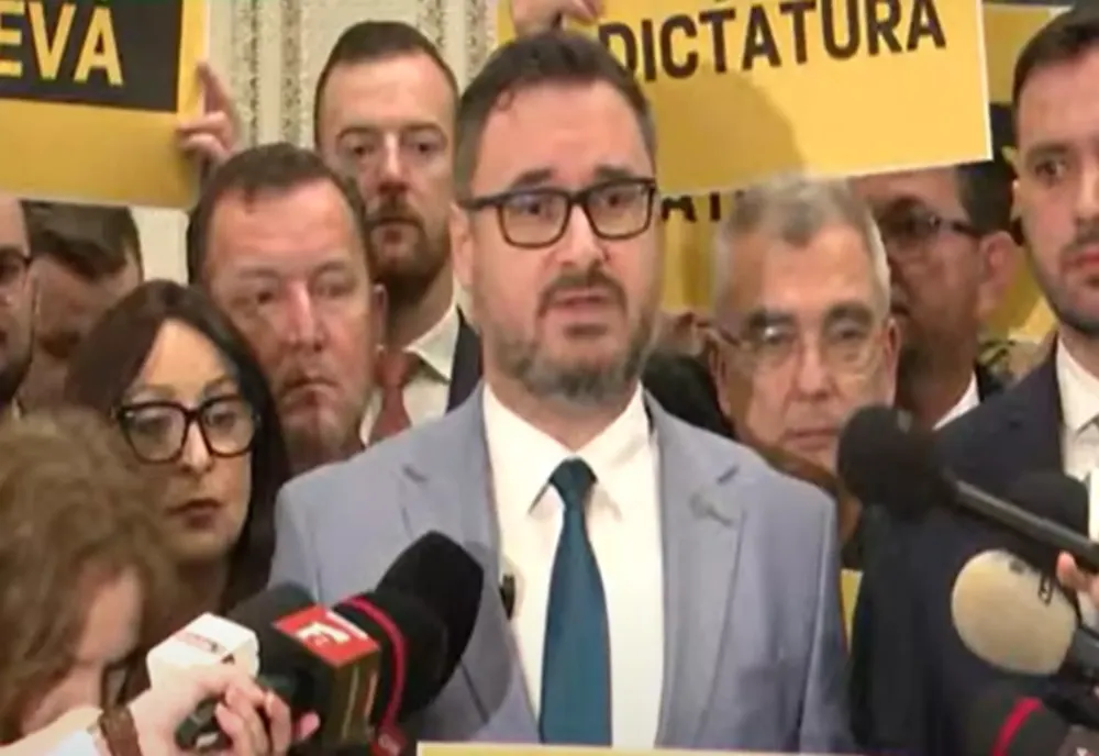 DAN TĂNASĂ: VIOLENȚA STRADALĂ DIN BUCUREȘTI ȘI DIN ALTE ORAȘE NU ARE NEVOIE DE POSTĂRILE MELE CA SĂ EXISTE