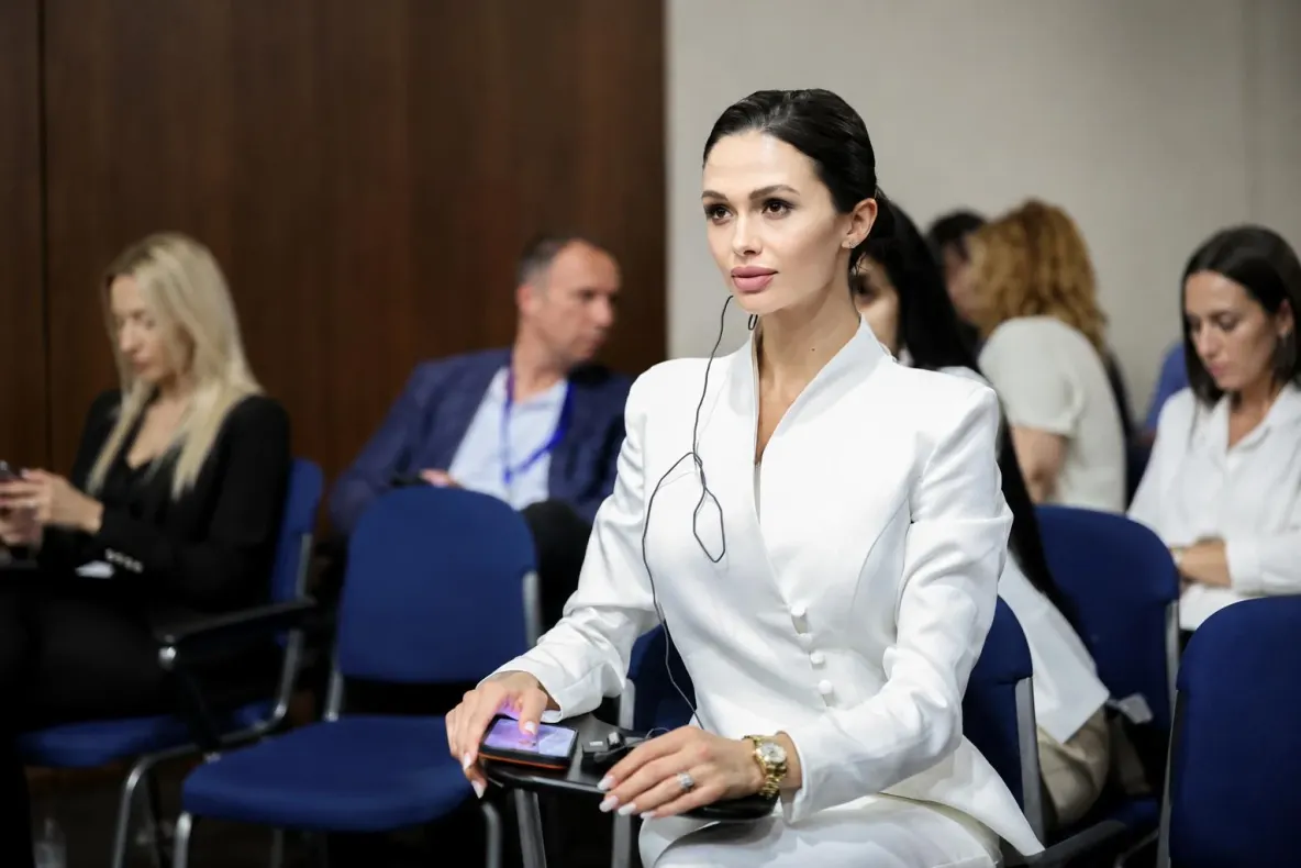 Ana Maria Păcuraru, mesaj-manifest pentru fermieri și jandarmi: „Sunt oameni disperați, nu sunt răufăcători”