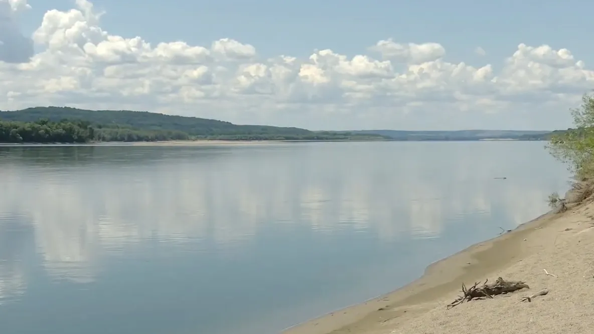Alertă pe piața energiei! Dunărea se apropie de nivelul critic, iar reactorul 2 de la Cernavodă ar putea fi oprit
