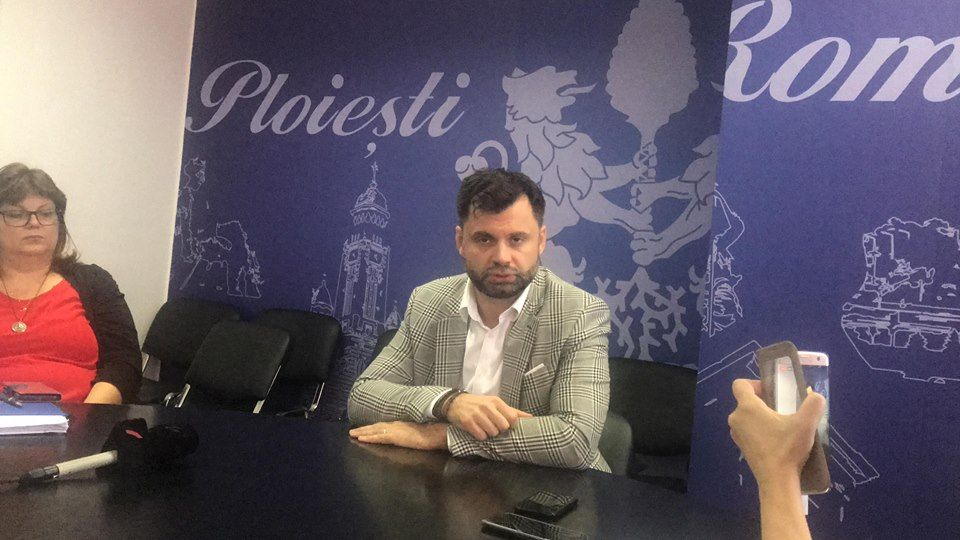 Primarul Adrian Dobre a solicitat demisia directorului adjunct al CSM Ploiești, Lucian Rădulescu, care a amenințat un polițist