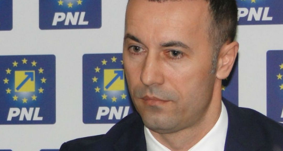 Senatorul Iulian Dumitrescu, președintele PNL Prahova: Lipsă de reacție a guvernanților PSD față de norii negri care se adună peste economia mondială