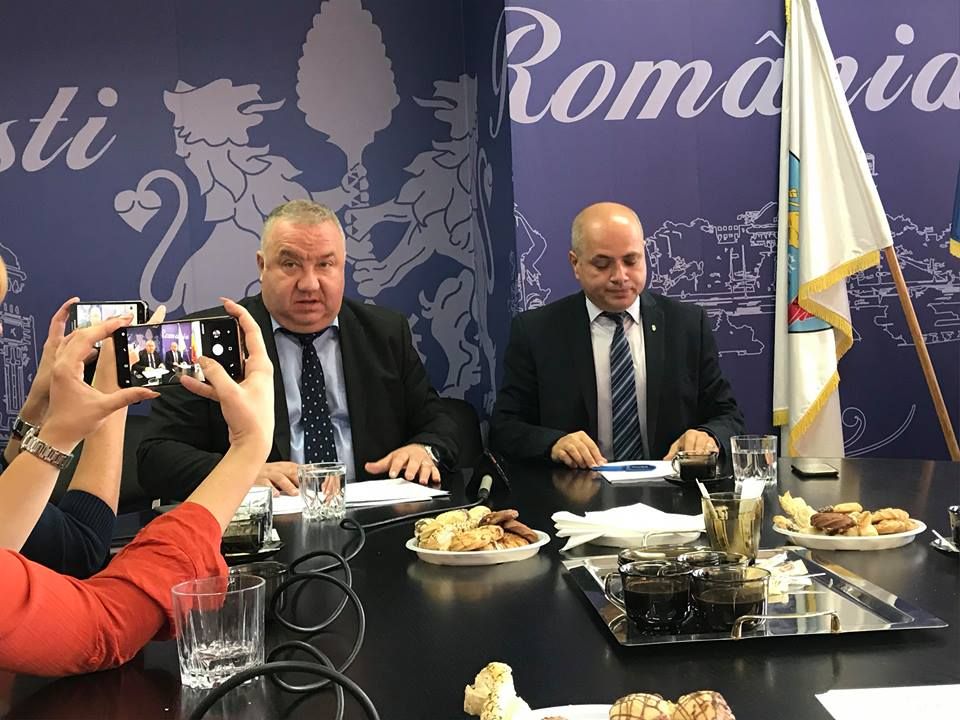 Primăria Ploieşti vrea contractarea unui nou împrumut de 200 de milioane de lei! Viceprimarii se opun