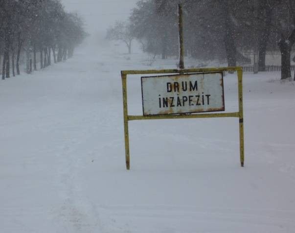 Drumul de legătură spre Cota 1400, momentan închis