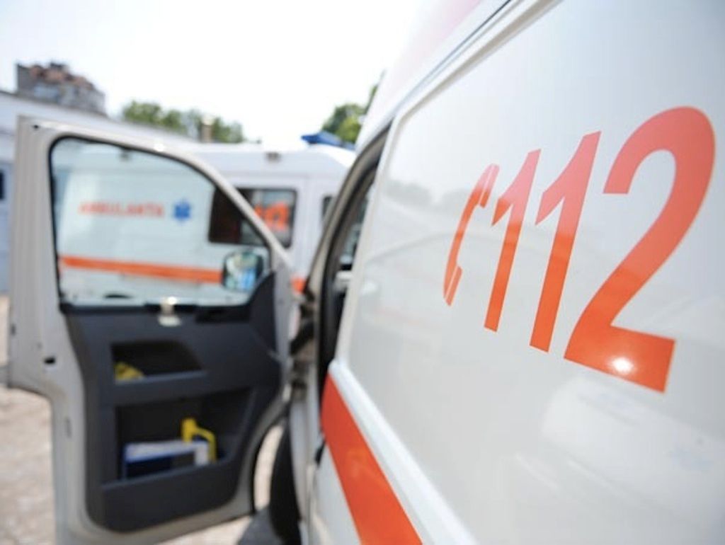 Bărbatul  din Ploiești care și-ar fi dat foc, transferat la București