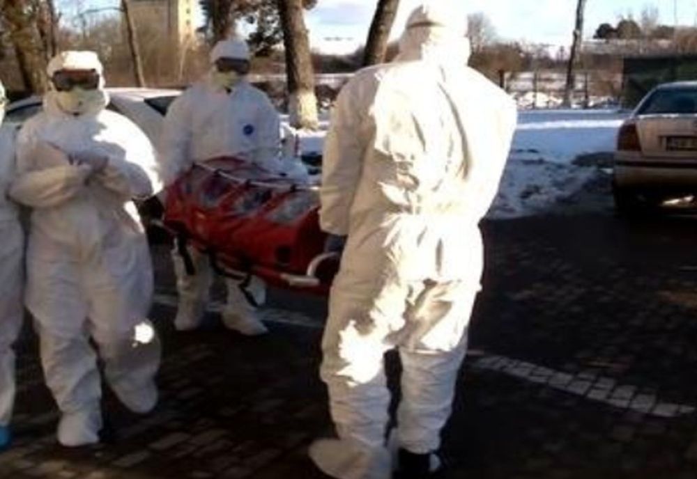 Care este starea femeii care ar putea fi infectată cu coronavirus, adusă la Iași