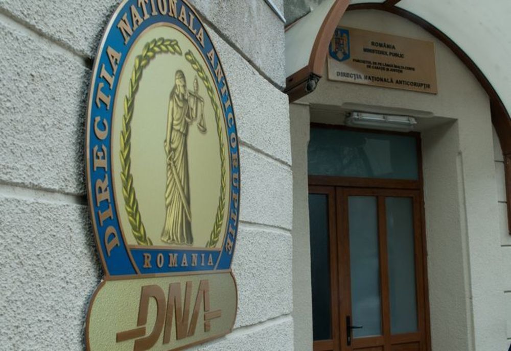 Percheziții DNA în mai multe județe. Sunt vizate contracte de pază încheiate de primării și consilii județene