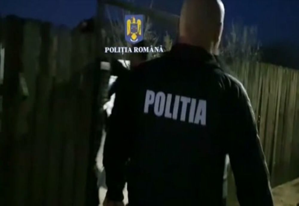 Percheziții în comune din Prahova, într-un dosar de furt cu prejudiciu de peste 25.000 de euro 