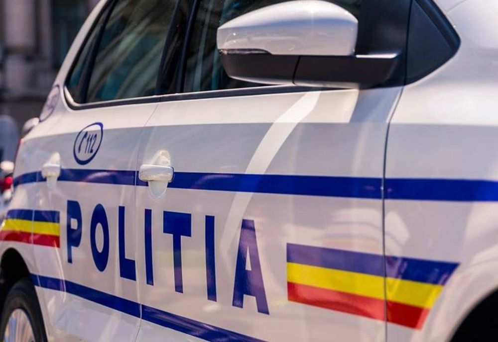 Șoferi prinși în flagrant în timp ce sustrăgeau marfă dintr-un camion