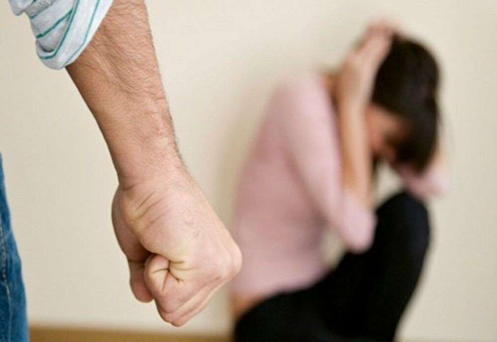 Prahova. Bărbat reținut pentru violență în familie