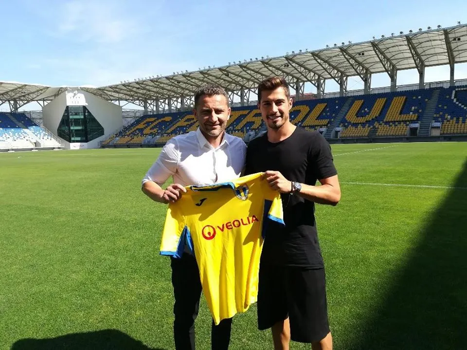 transfer_petrolul