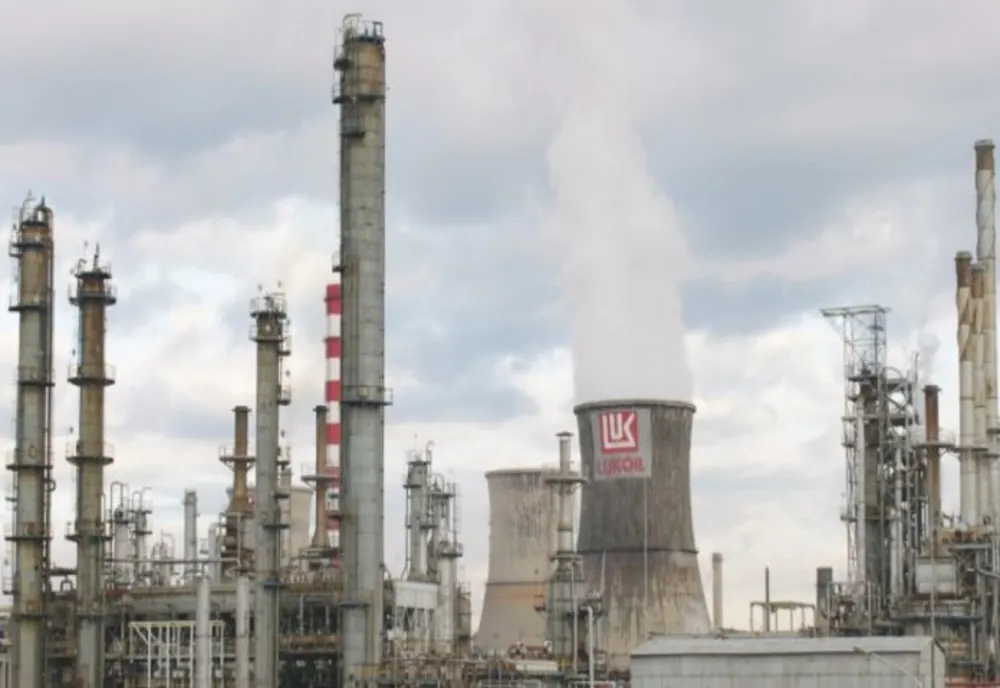 Dosarul Lukoil: Sentința de achitare a fost anulată!