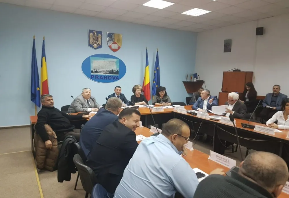 Salarii majorate la Consiliul Judeţean Prahova