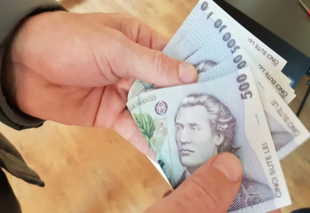 Percheziții în Prahova la falsificatori de bancnote