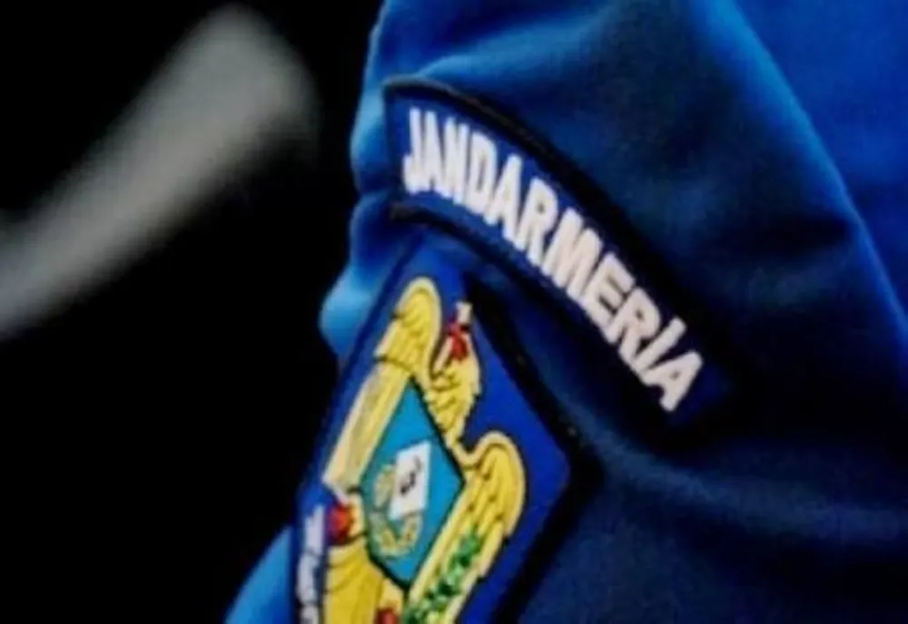 Bărbat cu COVID, din Prahova, cercetat penal după ce a părăsit spitalul