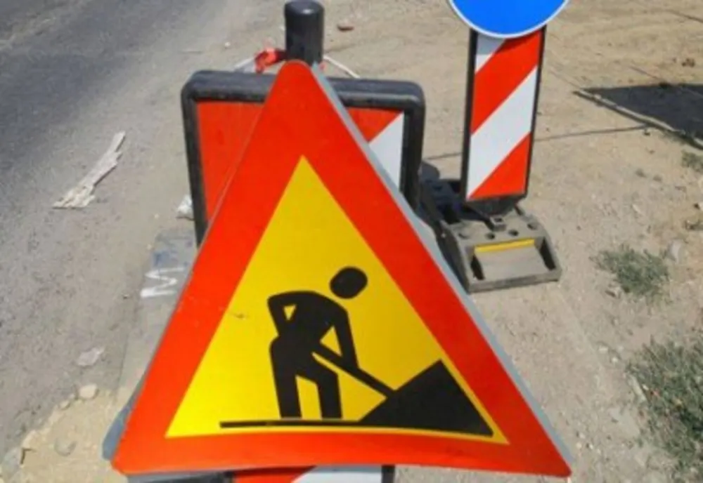 Atenție, șoferi!Trafic restricționat în zona unei benzinării din Ploiești