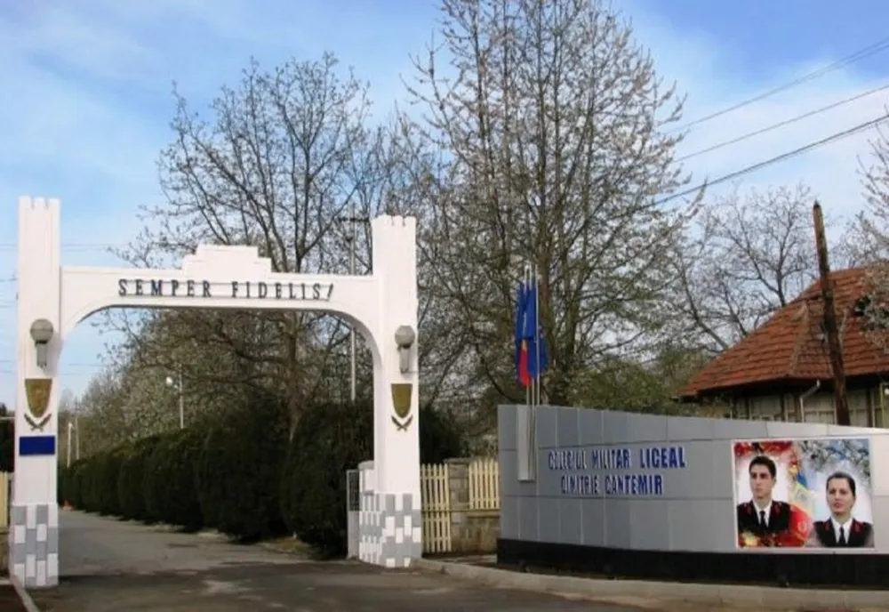 11 elevi de la Colegiul Național Militar de la Breaza, confirmați cu COVID-19