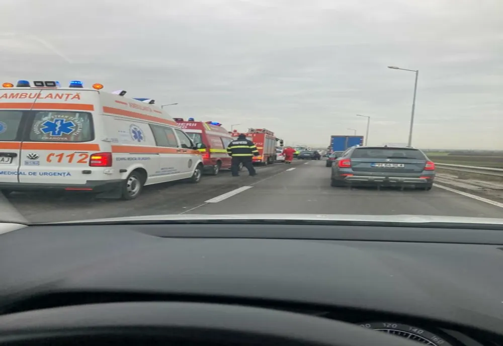 Coliziune în lanț pe centura de Vest a Ploieștiului. Trafic restricționat