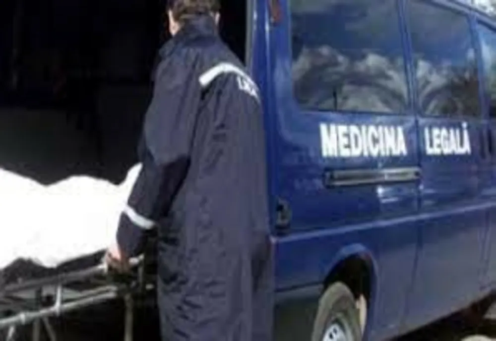 COLCEAG: Cadavrul unui bărbat a fost găsit într-un canal de la marginea localității