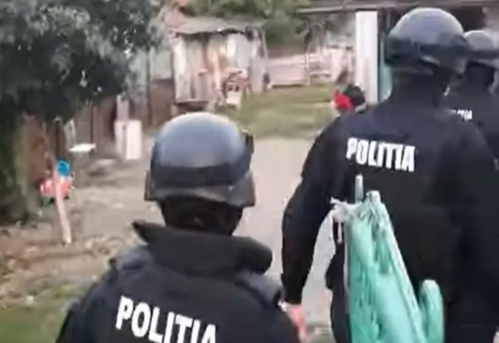 Percheziții în această dimineață în Prahova la persoane care încasau ilegal indeminzații de sprijin