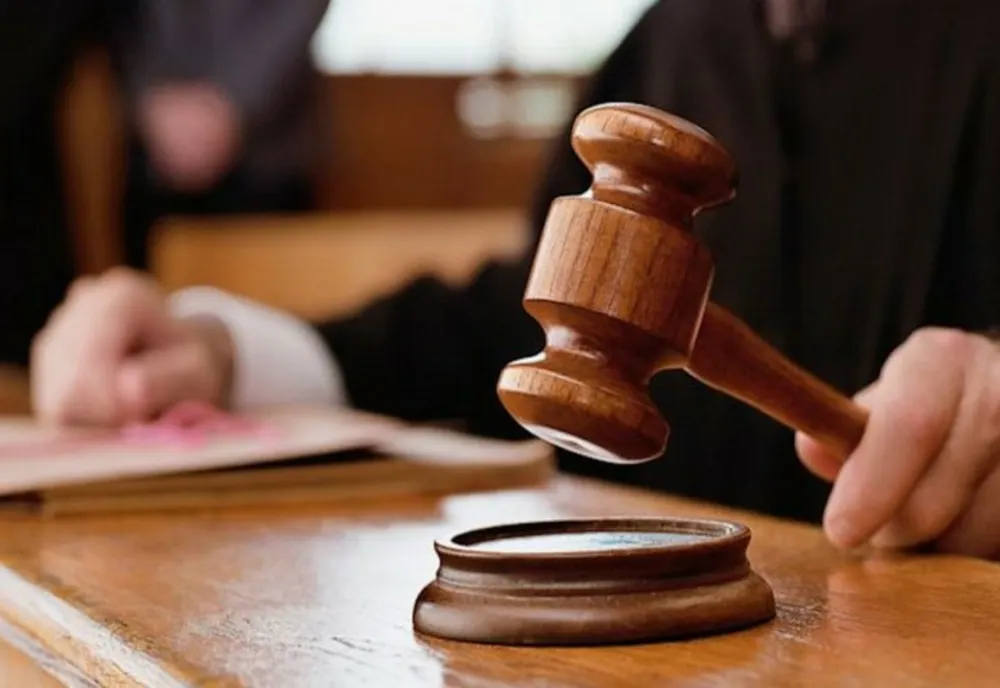 Lideri ai Sindicatului Sanitas Prahova trimişi în judecată pentru delapidare