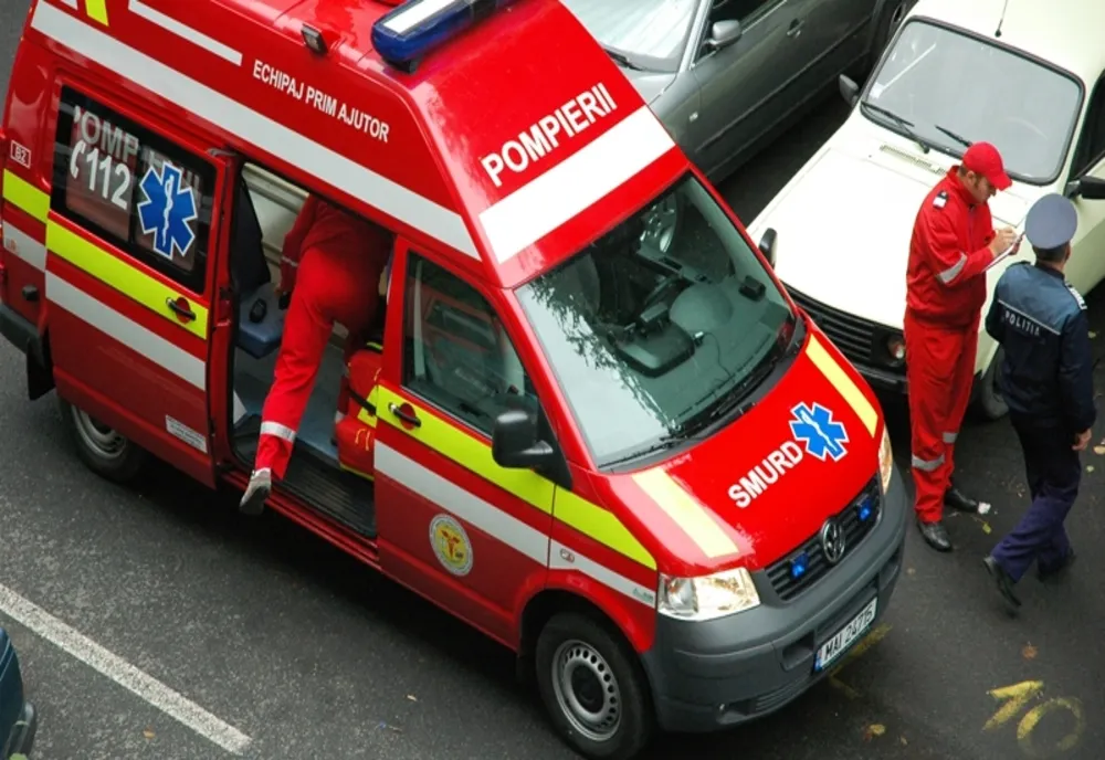 Tragedie în Câmpina. O femeie a murit după ce a căzut de la etajul 5, pe str. A. I. Cuza