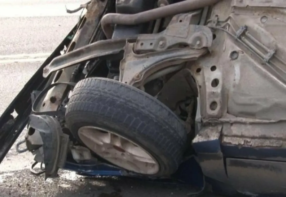 Mașină răsturnată pe DN1, la Comarnic