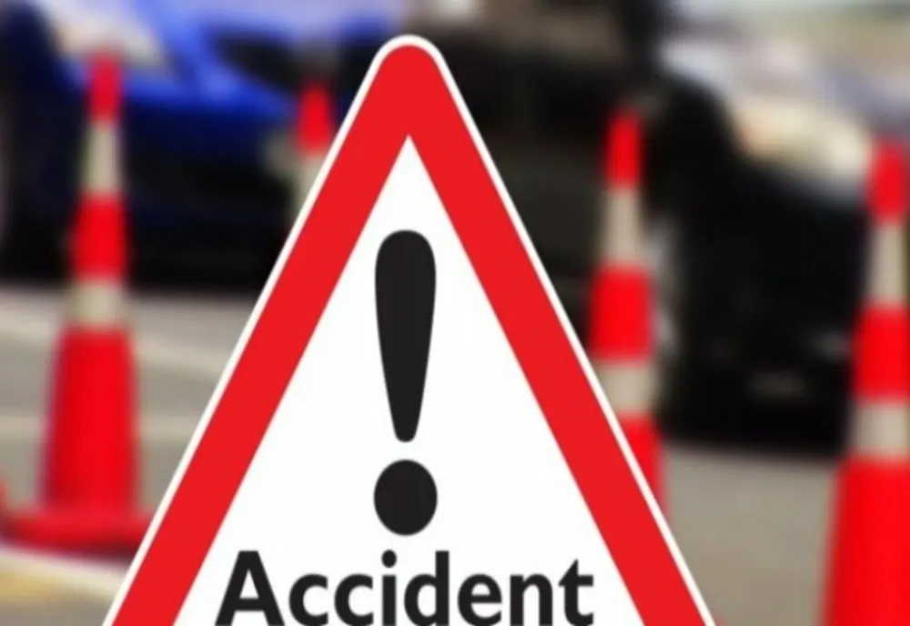 Prahova. Tânăr accidentat după ce a fost lovit de un autoturism