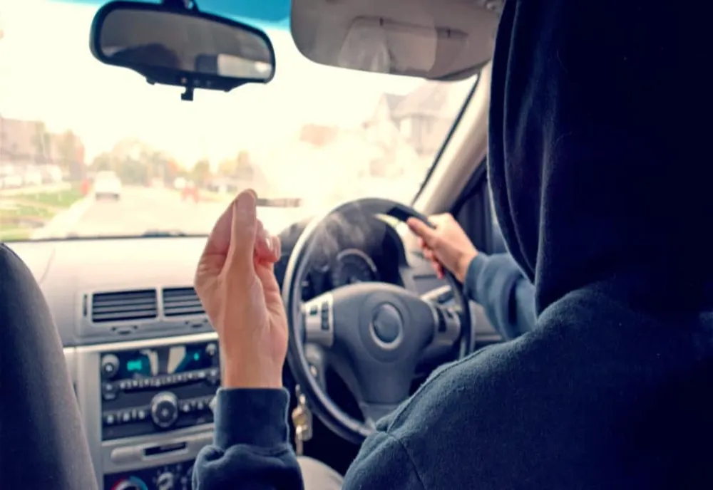 Prahova. Şoferi drogaţi, opriţi în trafic de Poliţia Rutieră