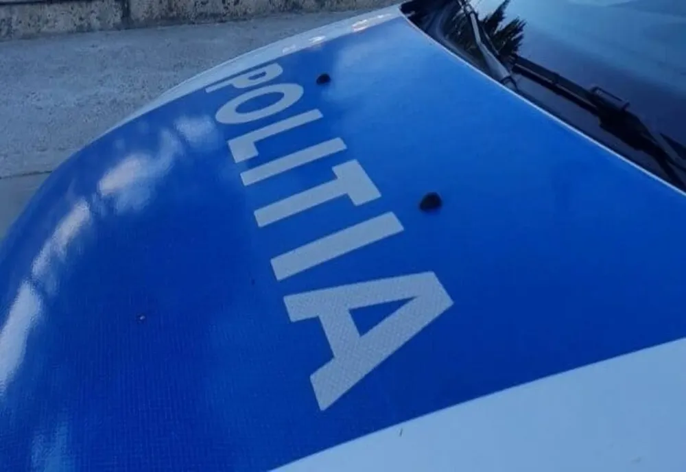 Un bucureștean a atacat cu o furculiță un tânăr din Ploiești într-un hotel din Parâng. S-a deschis un dosar penal pentru atacator