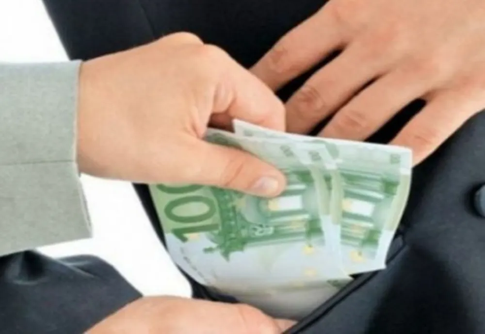 Fostă șefă de la Spitalul Județean de Urgență Ploiești, condamnată pentru mită